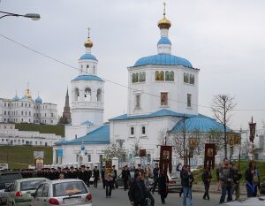 Крестный ход (Казань, 22 апреля 2008 г.).