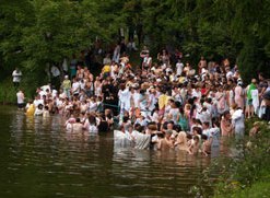 Массовое крещение в Северной Осетии
