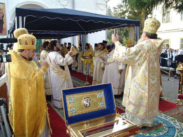 Торжества в честь 225-летия со дня преставления святителя Тихона Задонского