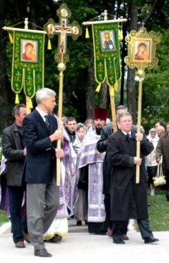 А.П.Торшин и А.Н.Алекаев во время Крестного хода (с. Спасско-Заборово)