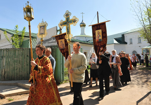 Царский крестный ход в Вятке (Фото с сайта Вятской епархии)