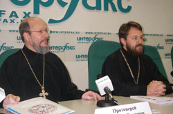 Митрополит Иларион (Алфеев) и протоиерей Николай Балашов