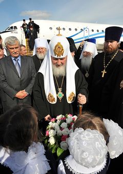 Прибытие Патриарха Кирилла в Курск (Фото Патриархия.ру)