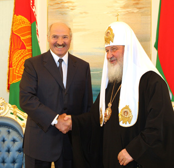 Встреча Патриарха Кирилла с Александром Лукашенко (фото с официального сайта президента Белоруссии)