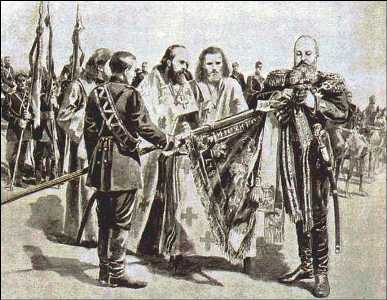 Генерал-фельдмаршал Великий князь Михаил Николаевич прикрепляет Георгиевские ленты к штандартам 16-го драгунского Нижегородского полка (11.09.1880)