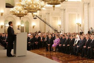 Президент России Дмитрий Медведев выступает с Посланием Федеральному Собранию (фото с сайта Президента РФ)