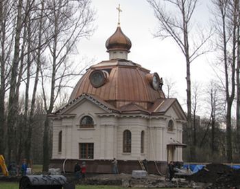 Храм-часовня Всех святых в Московском Парке Победы в Петербурге