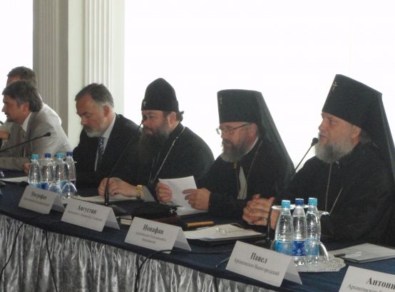 Заседание круглого стола, посвященного итогам визита Патриарха Кирилла на Украину