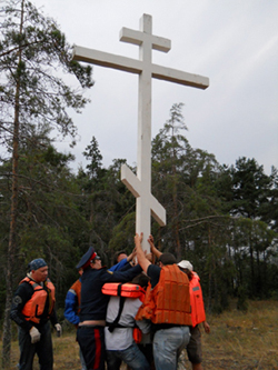 Установка Памятного Креста на Шумаровском острове Рыбинского водохранилища