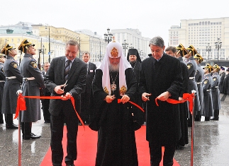 Патриарх Кирилл на церемонии открытия выставки *Православная Русь*