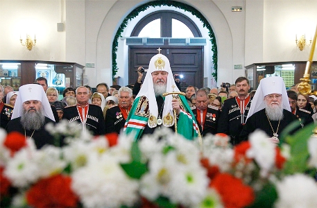 Патриарх Кирилл совершил Божественную литургию в Войсковом Александро-Невском соборе г. Краснодара