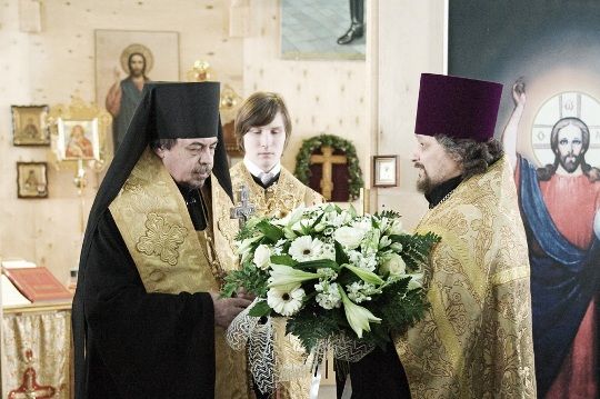 Епископ Петергофский Маркелл и протоиерей Олег Емельяненко