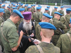 Благословение воинов на принятии присяги в Псковской дивизии