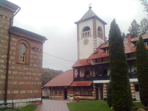 Монастырь в с. Лелич (Сербия)