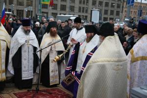 Епископ Воскресенский Савва возглавил панихиду у памятника-часовни героям Плевны