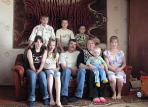 Семья Соловьевых, усыновившая шестерых детей