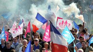 Митинг протеста в Париже