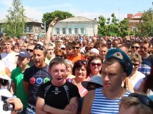 Жители Пугачёва Саратовской области вышли на стихийный митинг против кавказского беспредела