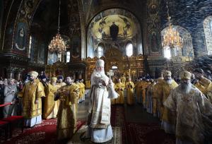 Патриарх Кирилл совершает освящение храма подворья Оптиной пустыни в Петербурге