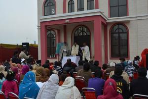 Освящение первого православного храма в Пакистане