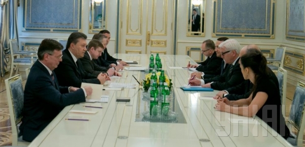 Переговоры Президента Украины Виктора Януковича и оппозиции при иностранном участии