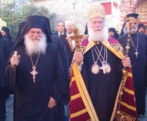 Блажженнейший Патриарх Александрийский Феодор II и игумент Ватопедского монастыря архимандрит Ефрем