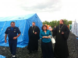 Представители РПЦ помогают украинским беженцам