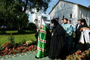 Святейший Патриарх Кирилл возглавил Толгские торжества