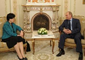 Президент РФ Владимир Путин и глава ВОЗ Маргарет Чен