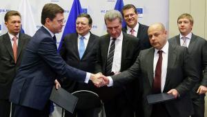 Министры энергетики России и Украины Александр Новак и Юрий Продан подписали соглашение о возобновлении газовых поставок на Украину