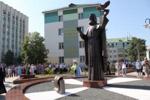 Памятник Сергию Радонежскому в Белгороде