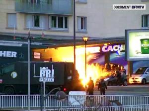 Операция по ликвидации террористов в Париже