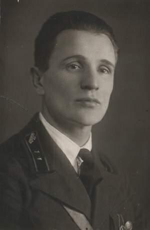 Зиновий Григорьевич Колоба?нов (1910-1994)