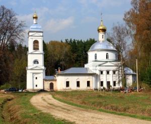 Свято-Андреевском храм рядом с местом гибели Юрия Гагарина