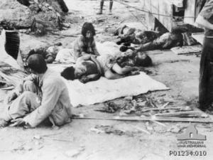 Жители Хиросимы после бомбардировки