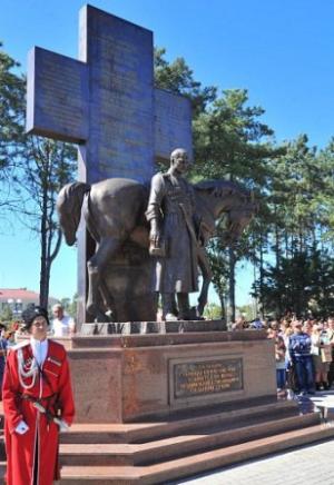 Памятник Георгиевским кавалерам в станице Бриньковской