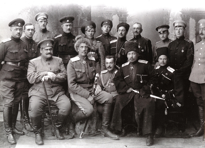Граф Келлер со своими сослуживцами 10-й кав. дивизии
