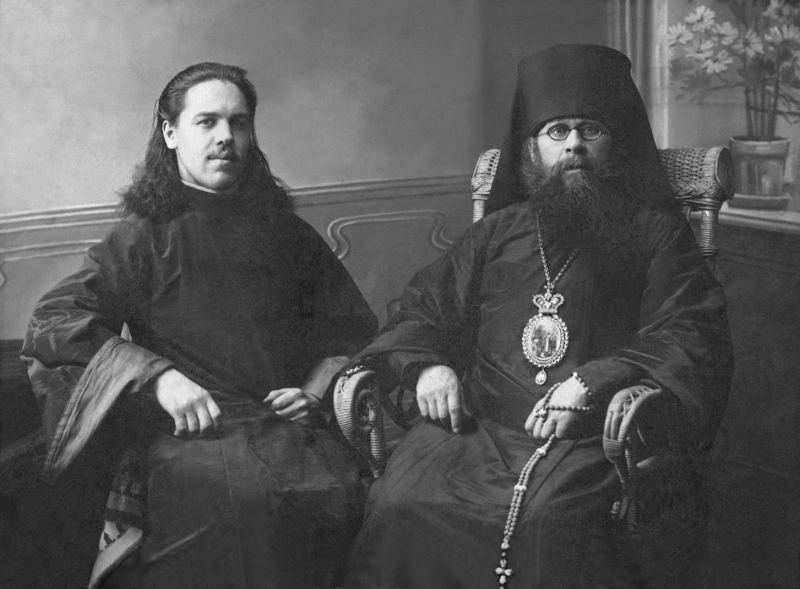 Епископ Кунгурский Аркадий (Ершов) и протодиакон Николай Тохтуев