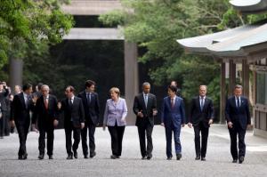 Лидеры G7 в синтаистском капище