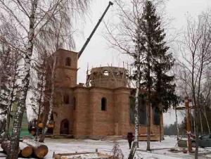 Новый Троицкий храм прихода протоиерея Олега Сирко