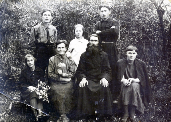 Семья священника Василия Покровского