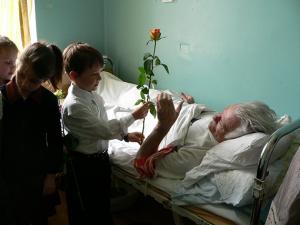 Ученики Димитриевской школы в больнице