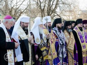 Денисенко возглавил экуменический молебен в Киеве