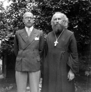 Конец 1930-х годов, О.Михаил Васнецов с инженером Михаилом Ковалевским