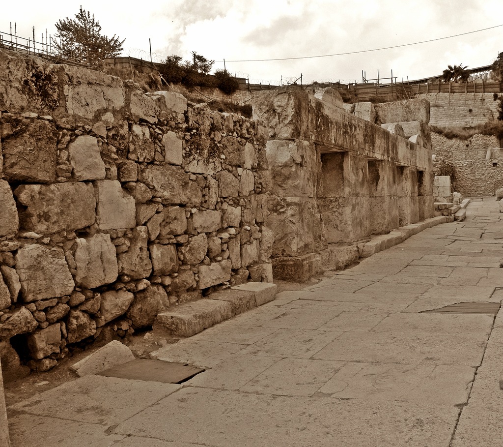Раскопки у Храмовой горы в Иерусалиме