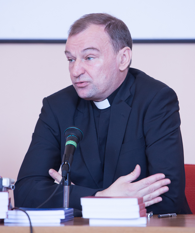 Глава Конференции католических епископов России о. Игорь Ковалевский