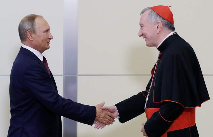 Владимир Путин и госсекретарь Ватикана кардинал Пьетро Паролин