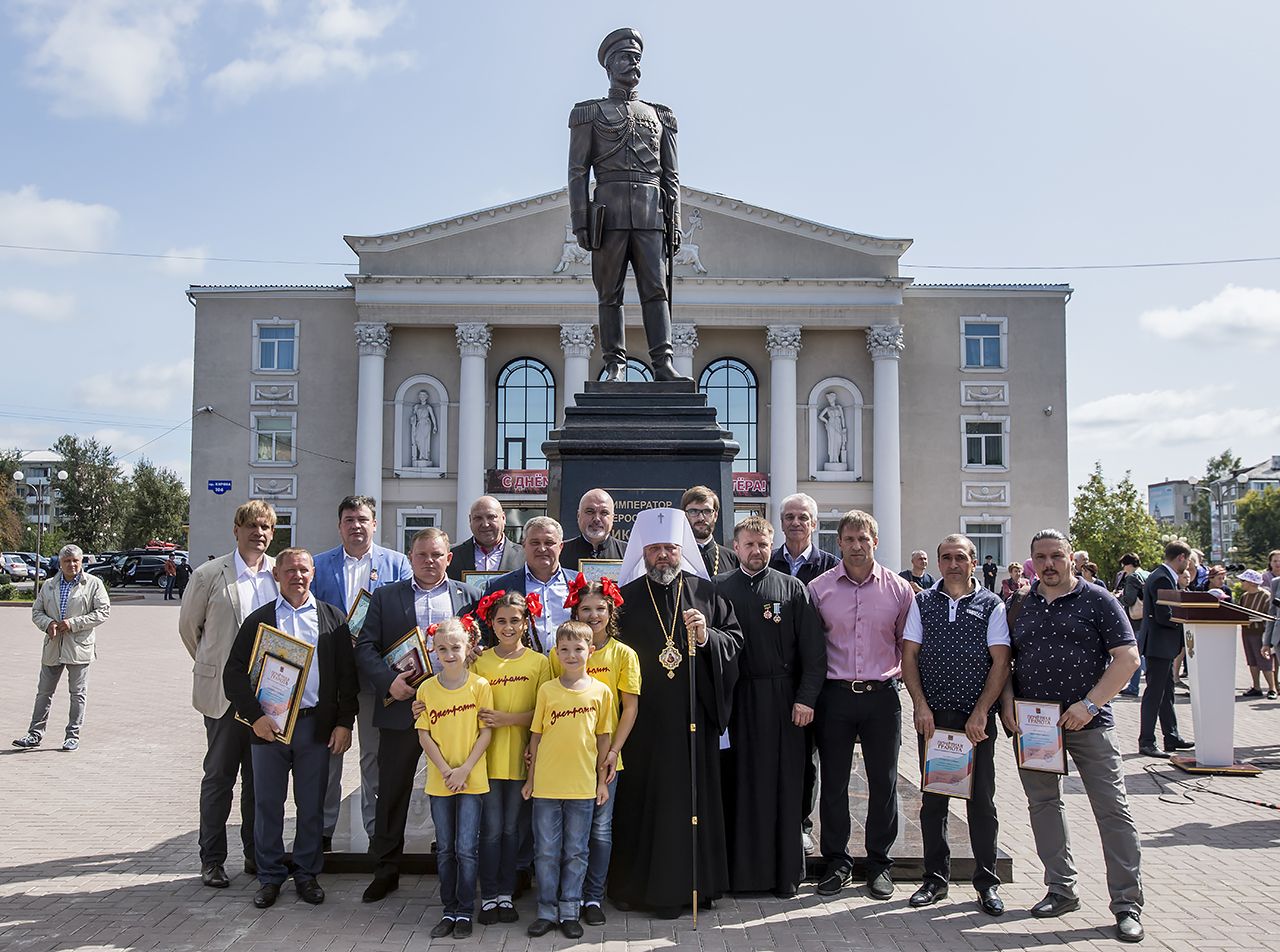 Открытие памятника Государю Николаю II в городе Кольчугино Кемеровской области