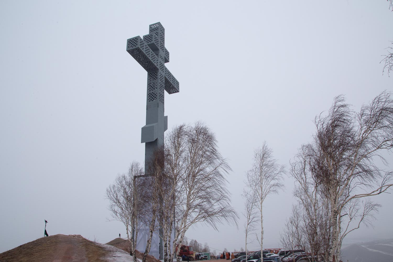 Самый высокий Поклонный крест в России установили в Красноярске