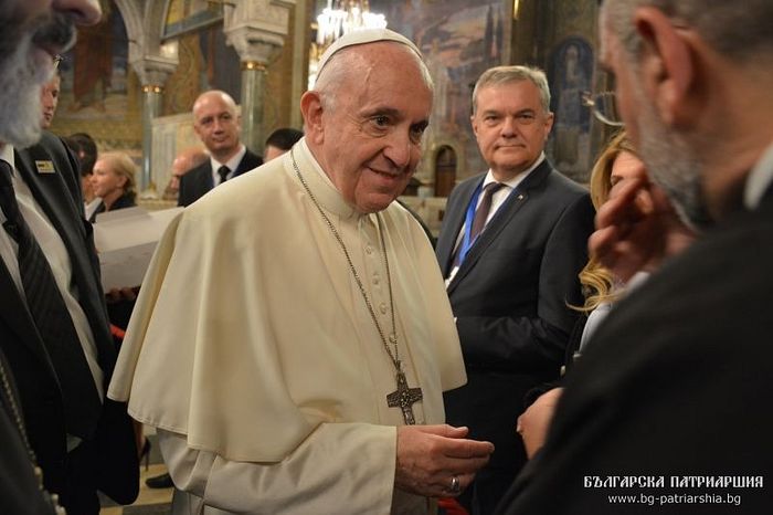 Папа Римский Франциск в соборе Александра Невского в Болгарии
